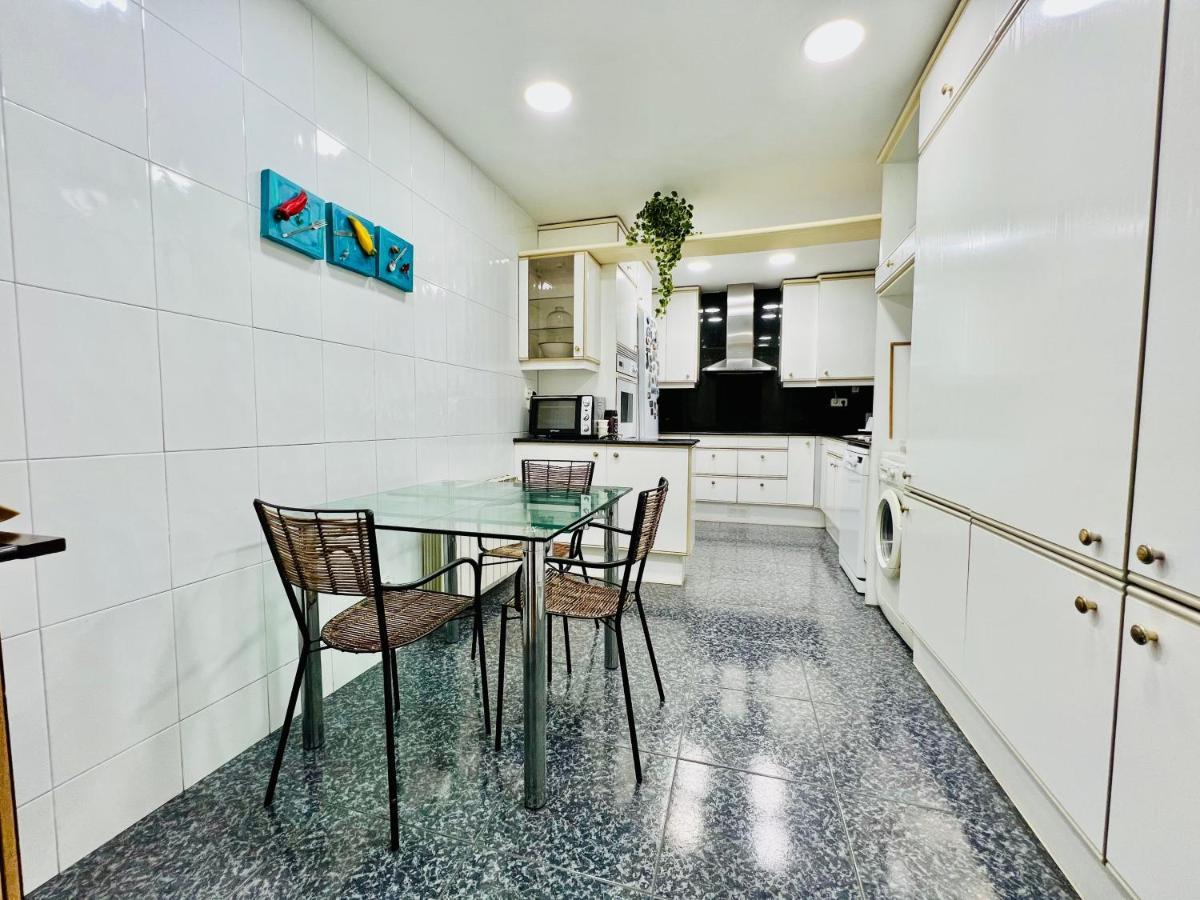 Your Second Home In Barcelona With Private Room And Private Bathroom Close To Montjuic, Pl Espana, La Rambla, Ferry Port Exterior photo