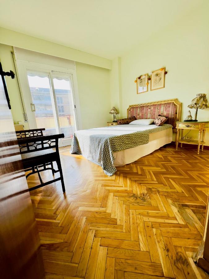 Your Second Home In Barcelona With Private Room And Private Bathroom Close To Montjuic, Pl Espana, La Rambla, Ferry Port Exterior photo